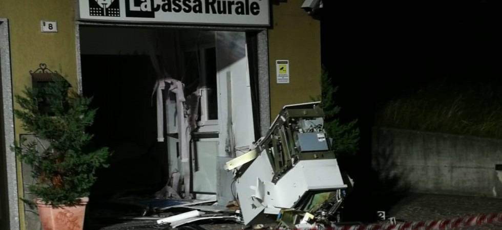 Nella notte assalto alla cassa rurale di Cavedago